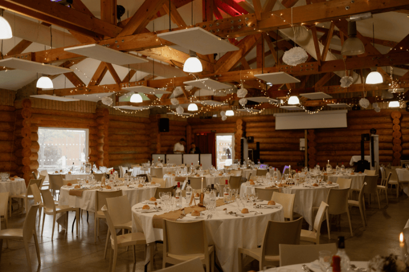 Mariage authentique au Domaine de Dienné