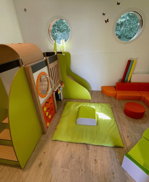 acces-a-l-espace-enfant-0-5-ans-domaine-de-dienne