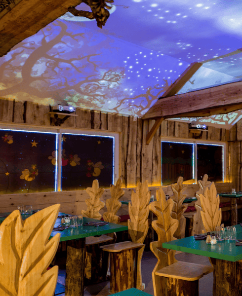 restaurant-insolite-chaudron-du-farfadet-domaine-de-dienne restaurant-insolite-chaudron-du-farfadet-domaine-de-dienne