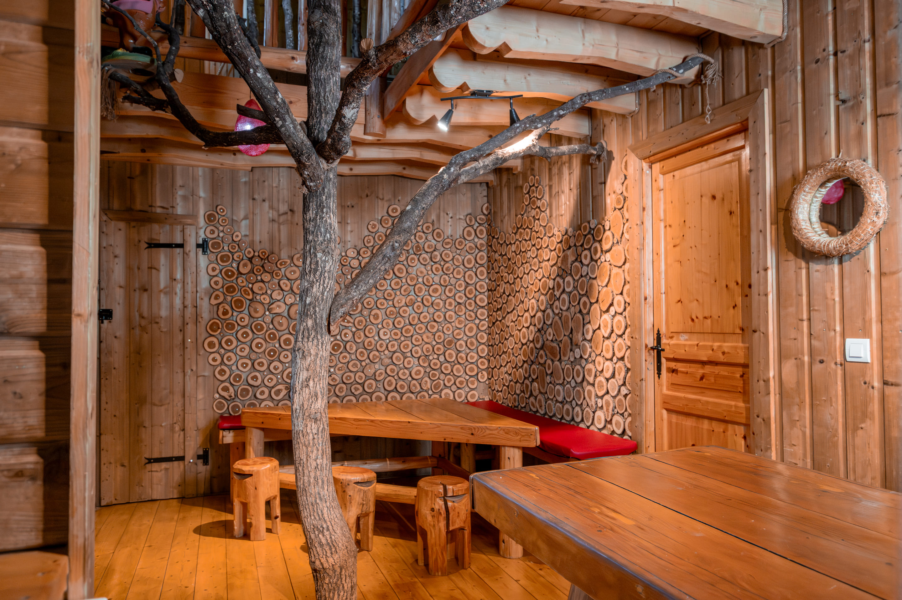 Château dans les arbres - Domaine de Dienné 3