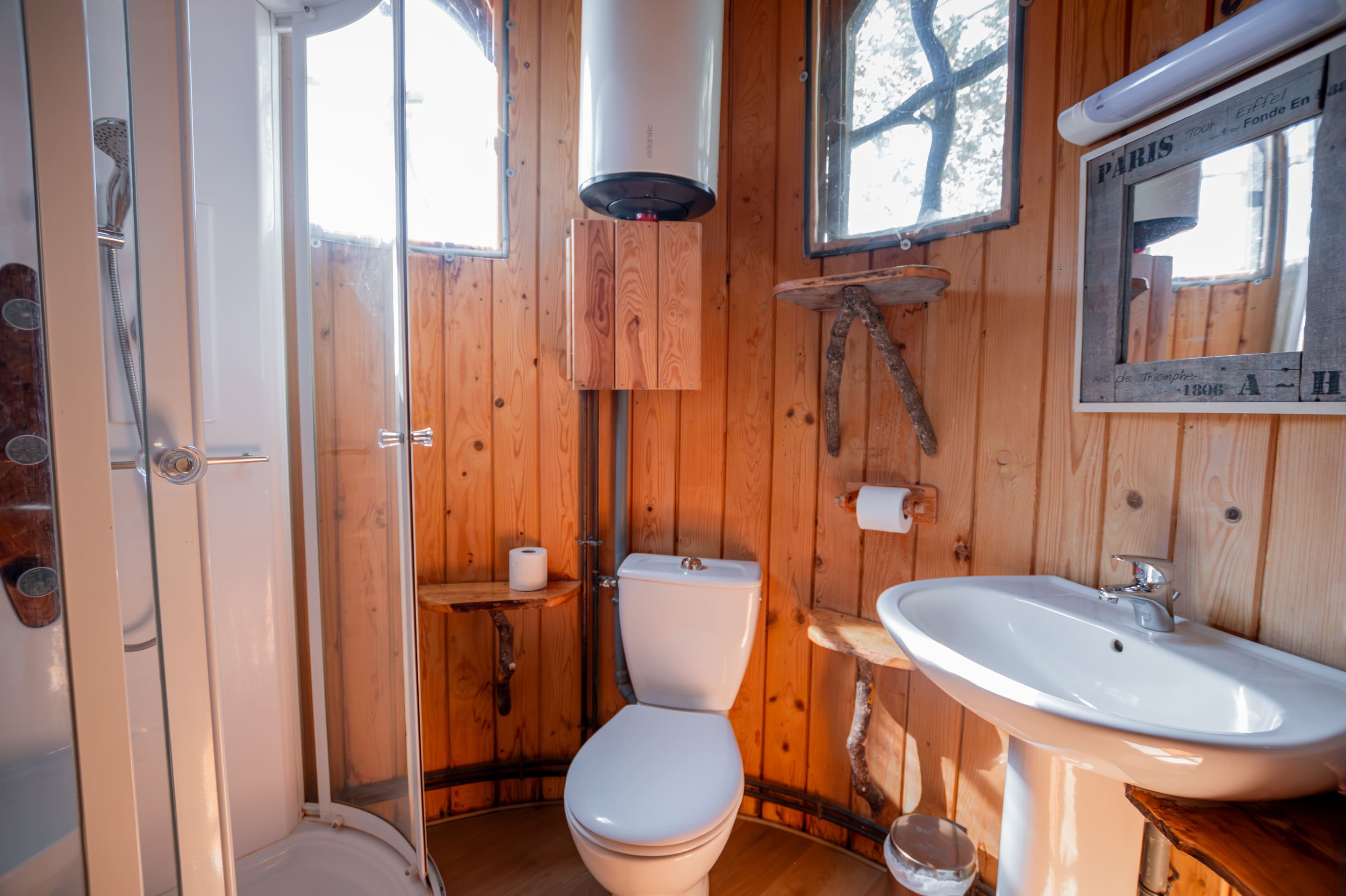 Maison dans les arbres 4 pers. - Domaine de Dienné SDB