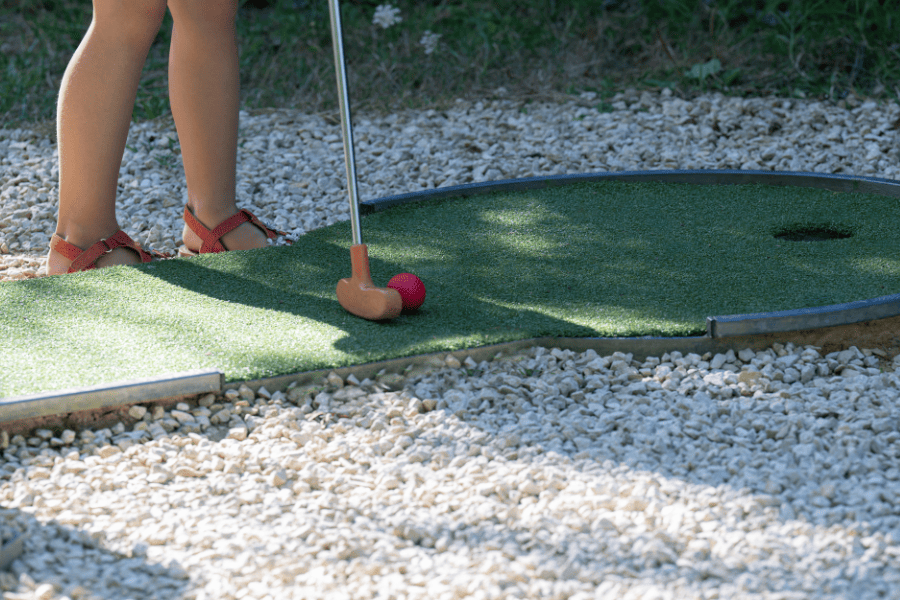 mini golf- Domaine de Dienné 3