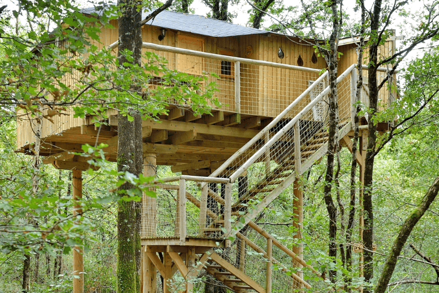 Maison dans les branches 6 pers. - Domaine de Dienné Maison dans les branches 6 pers. - Domaine de Dienné