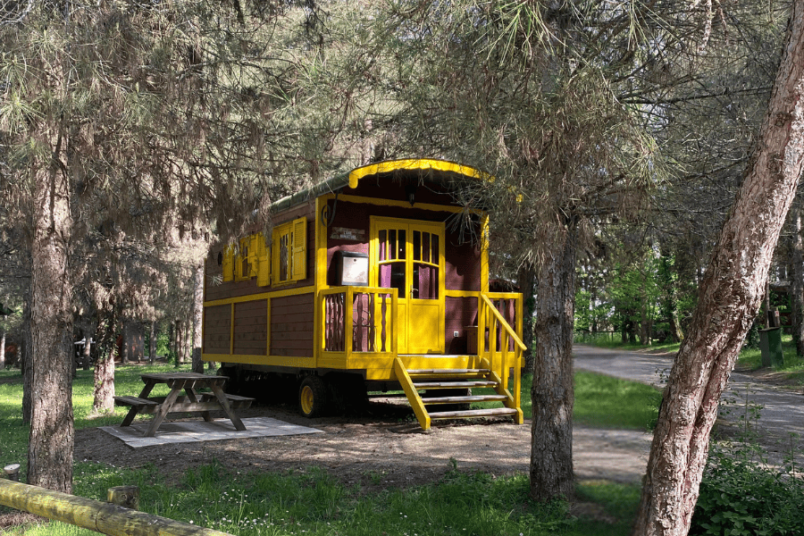 Roulotte 5 pers. - Domaine de Dienné