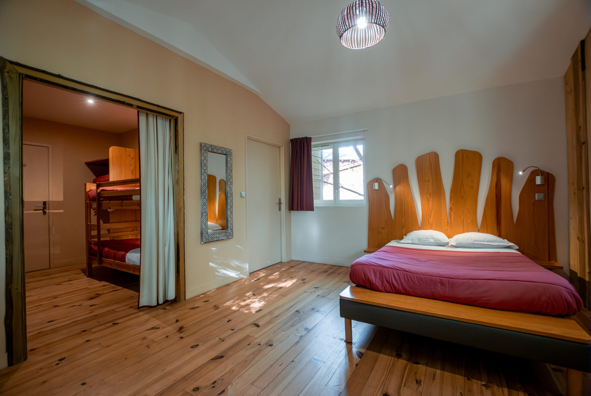 Chambre hôtel 4 pers. PMR - Domaine de Dienné 3