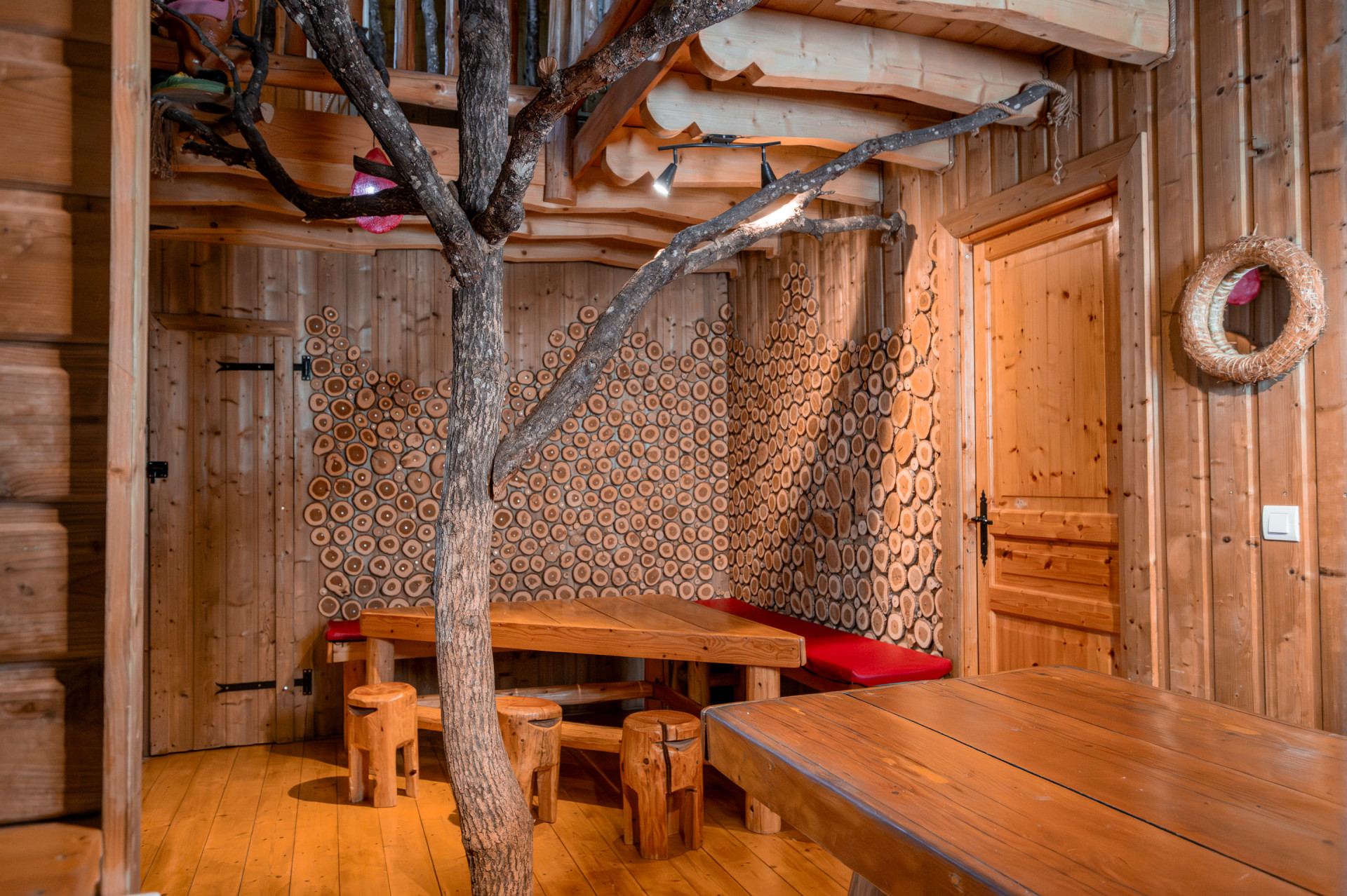 Château dans les arbres - Domaine de Dienné 3