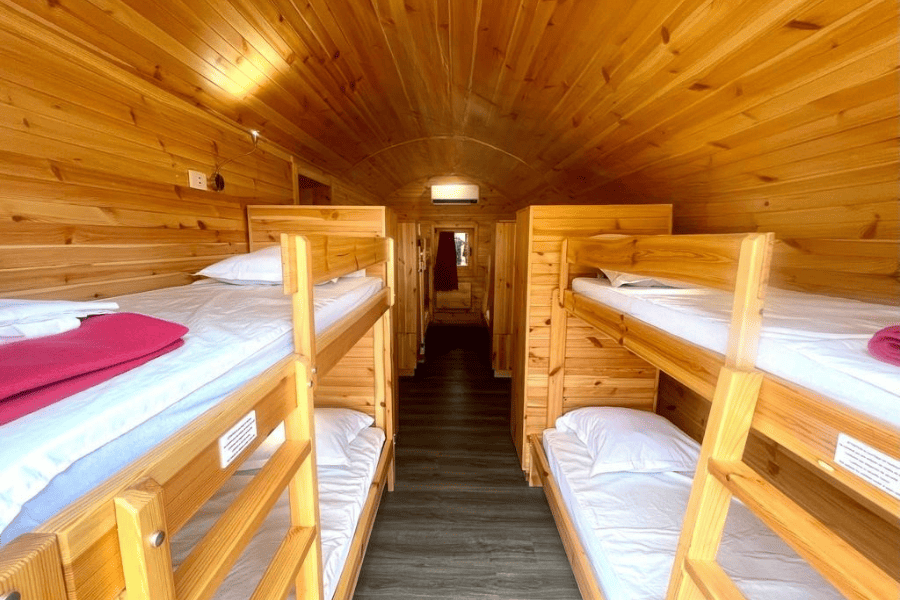 krapahutte-8-pers-domaine-de-dienne