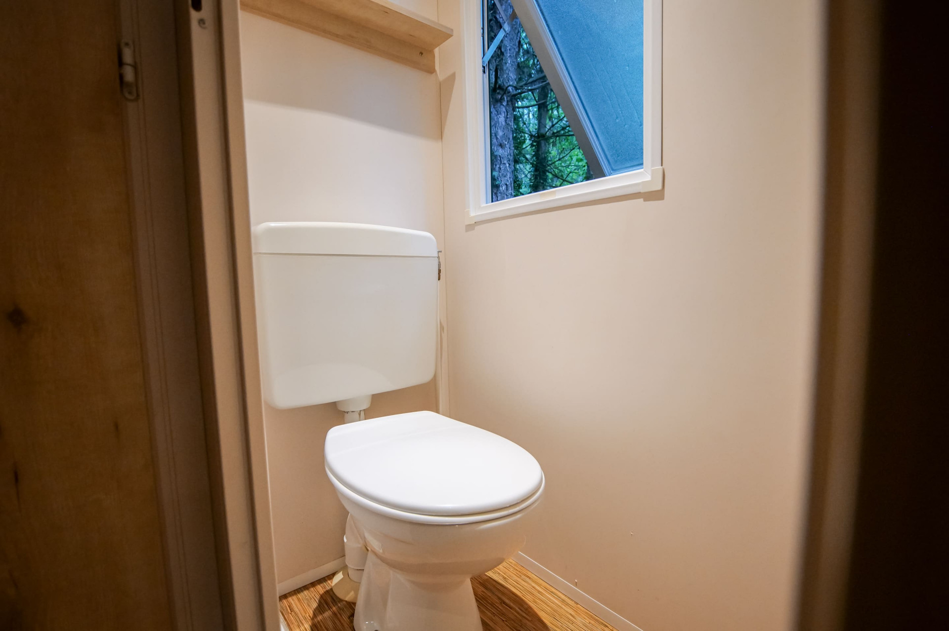 Roulotte 4 pers. - Domaine de Dienné toilette