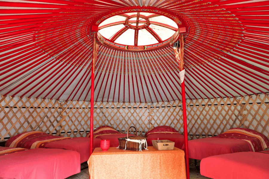 Yourte Mongole 7 pers. - Domaine de Dienné 2