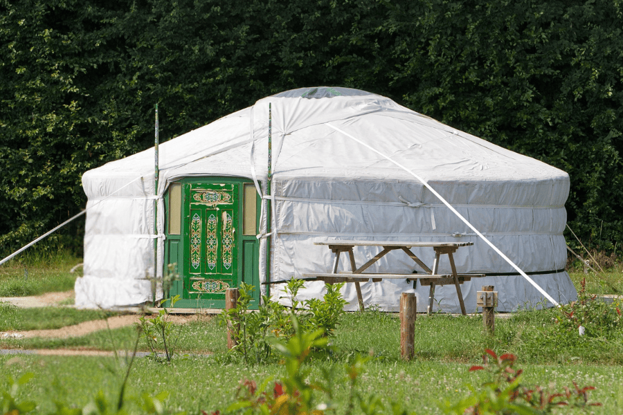 Yourte Mongole 7 pers. - Domaine de Dienné