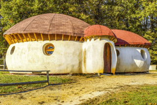 Maison champignon - Domaine de Dienné