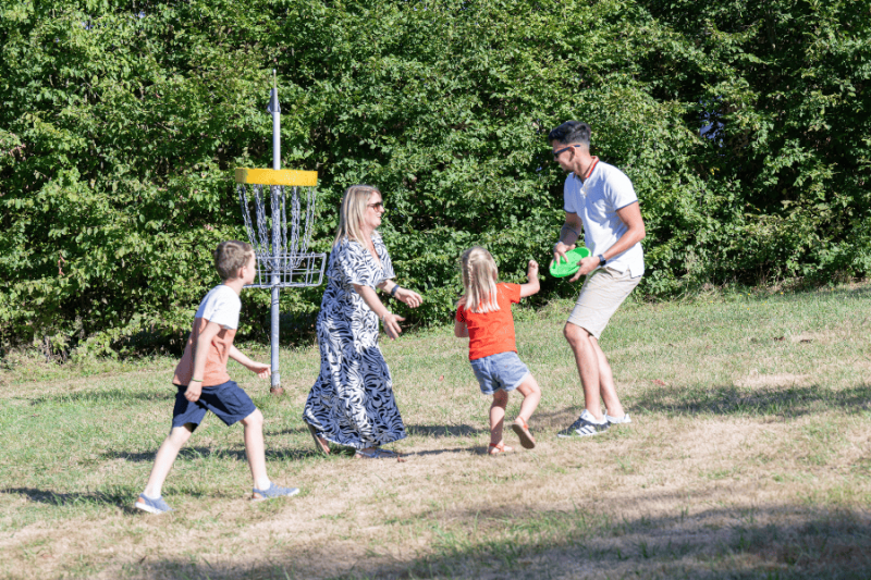 Disc Golf au Domaine de Dienné 2
