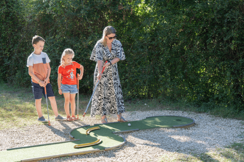 mini golf- Domaine de Dienné
