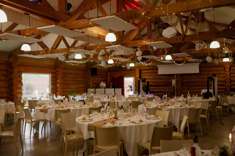 Salle des Fustes - Domaine de Dienné 3 Salle des Fustes - Domaine de Dienné 3