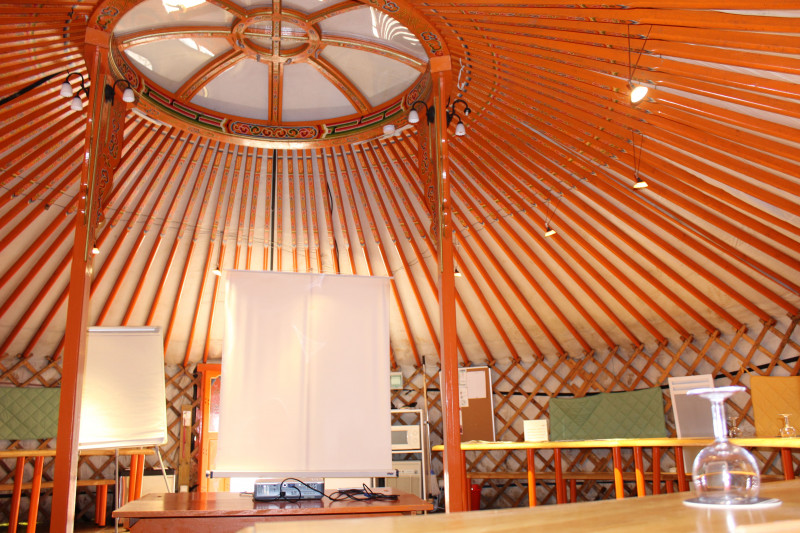 Salle Mongole - Domaine de Dienné 2 Salle Mongole - Domaine de Dienné 2