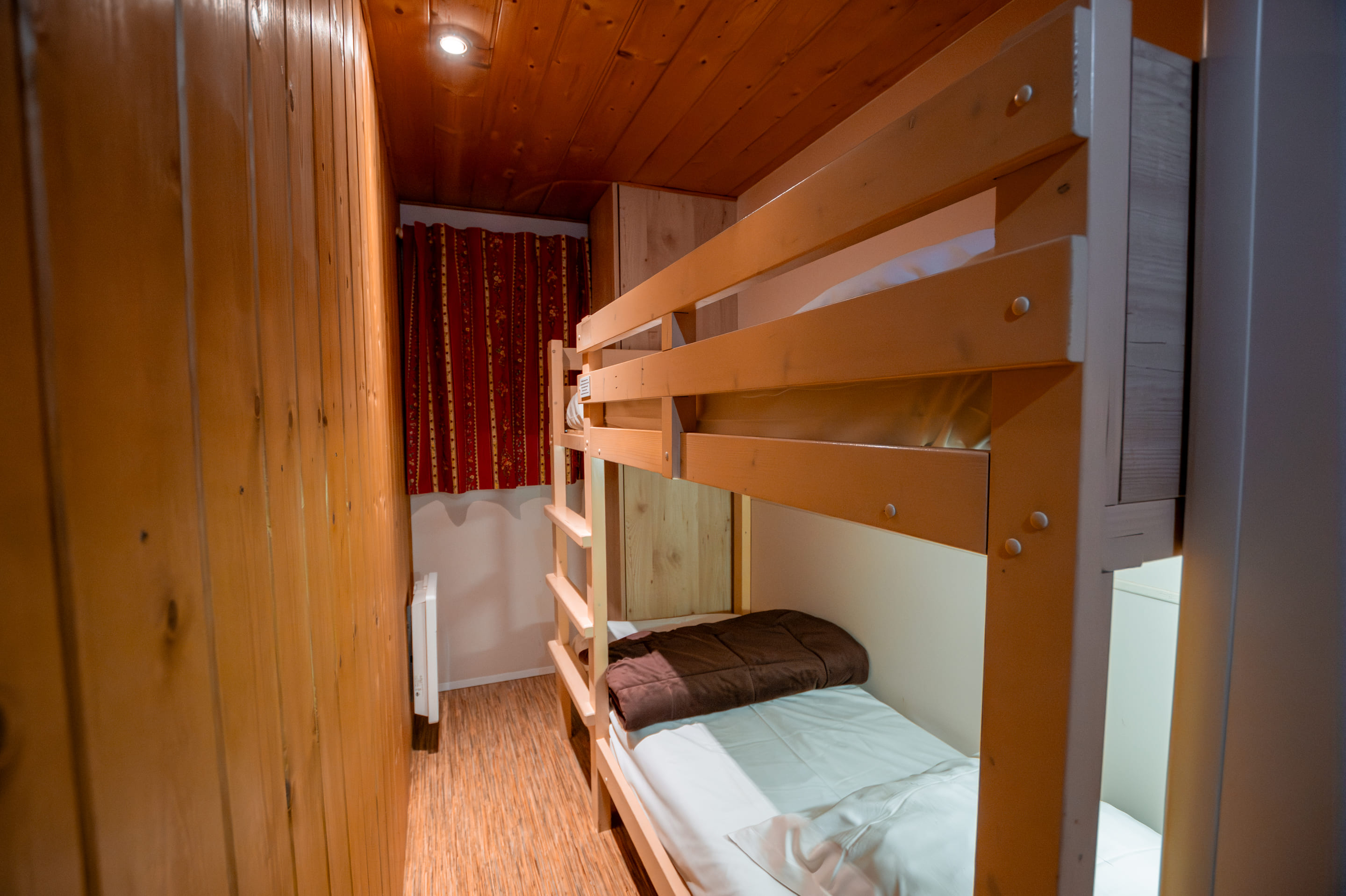 Roulotte 4 pers. - Domaine de Dienné lit superposé