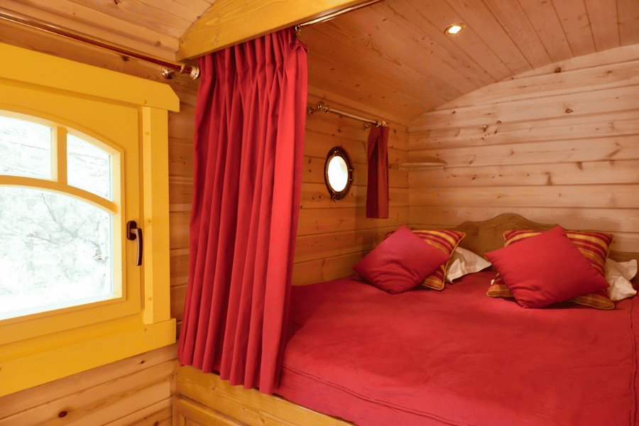 Roulotte 5 pers. - Domaine de Dienné lit double